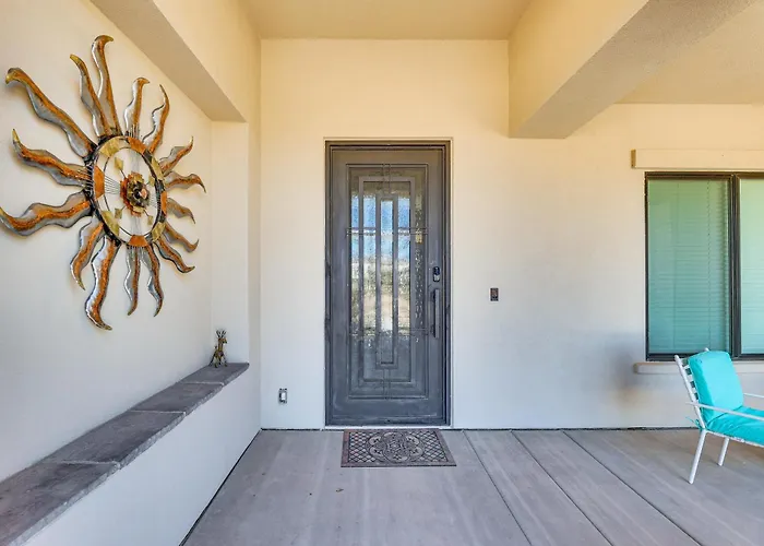 7 Mi To Lost Dutchman: W/ Pool + Patio! Apache Junction